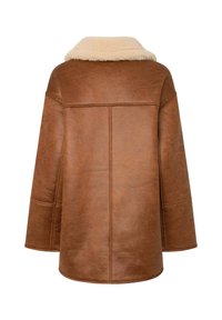Rjav jakna iz umetnega usnja s smetanastim ovčkom, prevelik dizajn, vidno šivanje in široki rokavi. Zadnji pogled.