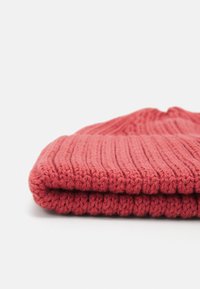 Reima HATTARA - Berretto - red clay