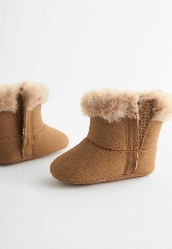 PULL-ON- REGULAR FIT – Lauflernschuh