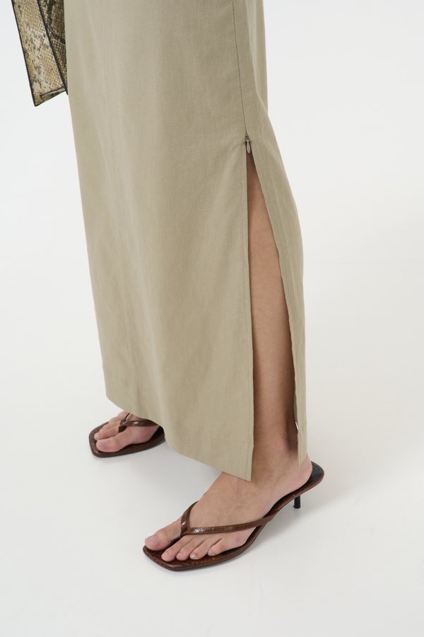 IZZA SKIRT - Maxi skirt - silver sage2