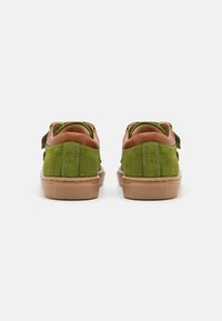 Petit Nord Copenhagen UNISEX - Tossud - grass