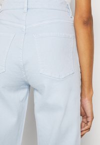 Esprit Vaqueros rectos - light blue