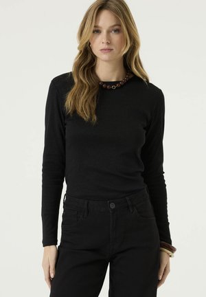 Garcia, ADULTS - FEMALE T-SHIRTS - Jumper - black