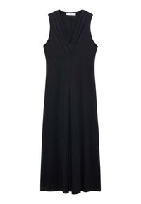 Robe noire sans manches avec un décolleté en V profond, en tissu lisse, présentant une silhouette évasée flatteuse et un léger drapage au niveau du col.