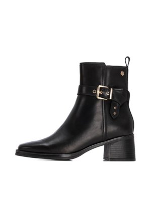 Botines camperos - black