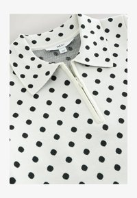 Non sélectionné, white black polka dot