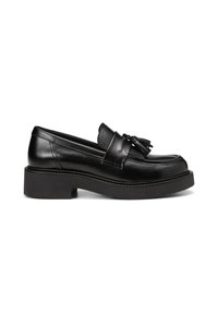 Schwarzer Lederloafer mit voluminöser schwarzer Außensohle und Quasten-Details an der Vorderseite. Glatte Textur mit Nähakzenten entlang der Basis.