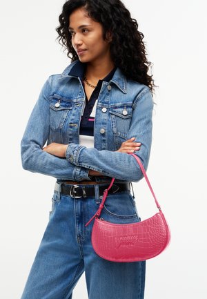 Tommy Jeans, MUST SHOULDER BAG - Bolso de mano - fusion pink