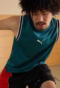 Puma WINNING SHOT TANK - Topper - cold green