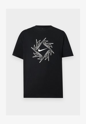 Μαύρο κοντομάνικο μπλουζάκι με λευκό λογότυπο Nike στο κέντρο, περιτριγυρισμένο από δυναμικό κυκλικό σχεδιασμό με αιχμές.