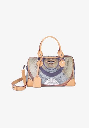 Borsa da viaggio con rifiniture in pelle, manici beige, tracolla staccabile e motivo astratto multicolore con accenti di testo.