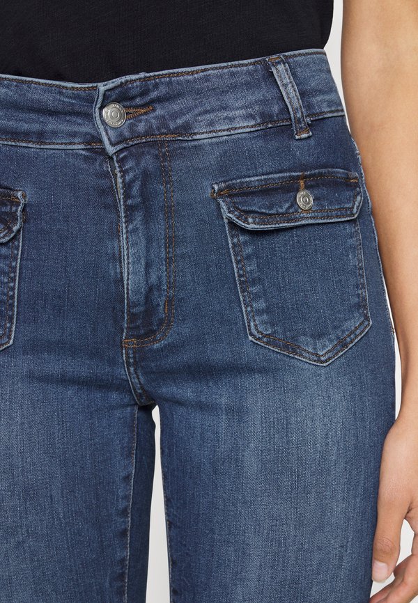 ONLEBBA HW POCKET SWEET FLARED  - Bootcut jeans2