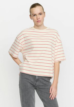 SRELORA - Print T-shirt - arctic wolf racing red stripes