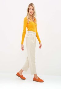 Cesare Gaspari FLAT  - Instappers - orange