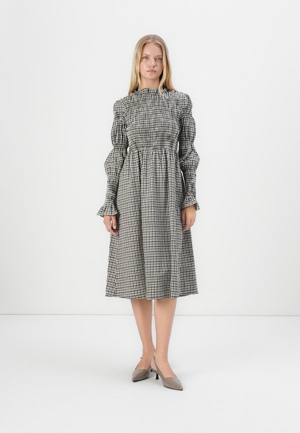 YASCHEMMA LS SMOCK NOOS - Freizeitkleid - eggnog