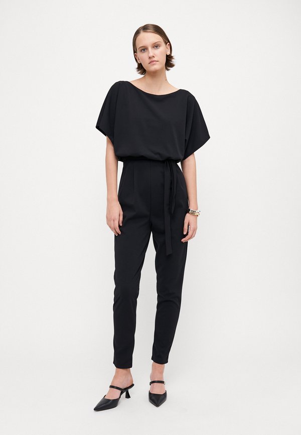 CAPE STYLE - Jumpsuit3