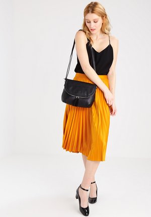 TTLARI - Cross body bag - black