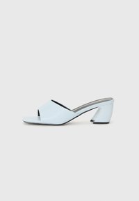SAANVI - Mules de tacón - blue