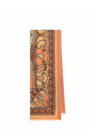 Écharpe orange, marron et beige avec des motifs floraux et cachemire élaborés et des bords décoratifs dans des tons chauds naturels.