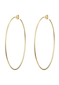 Aros de oro en forma de anillo, con una superficie suave y redonda. Hechos de metal, con un acabado pulido y un cierre seguro para facilitar su uso.