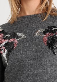 Vero Moda Maglione - mottled grey