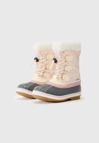 Winterstiefel mit einem oberem Teil in leichtem Rosa mit Muster, weißem Kunstfellkragen, grauem Gummifuß und rutschfesten Sohlen. Verfügt über verstellbare Schnürsenkel.