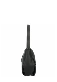 Sac à bandoulière en cuir noir avec une finition texturée, une longue sangle unique et une poche zippée sur le côté, conçu dans une forme arrondie.