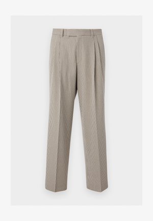 Pantalon droit à carreaux beige et marron avec plis, passants pour ceinture et coupe ajustée sur fond blanc uni.