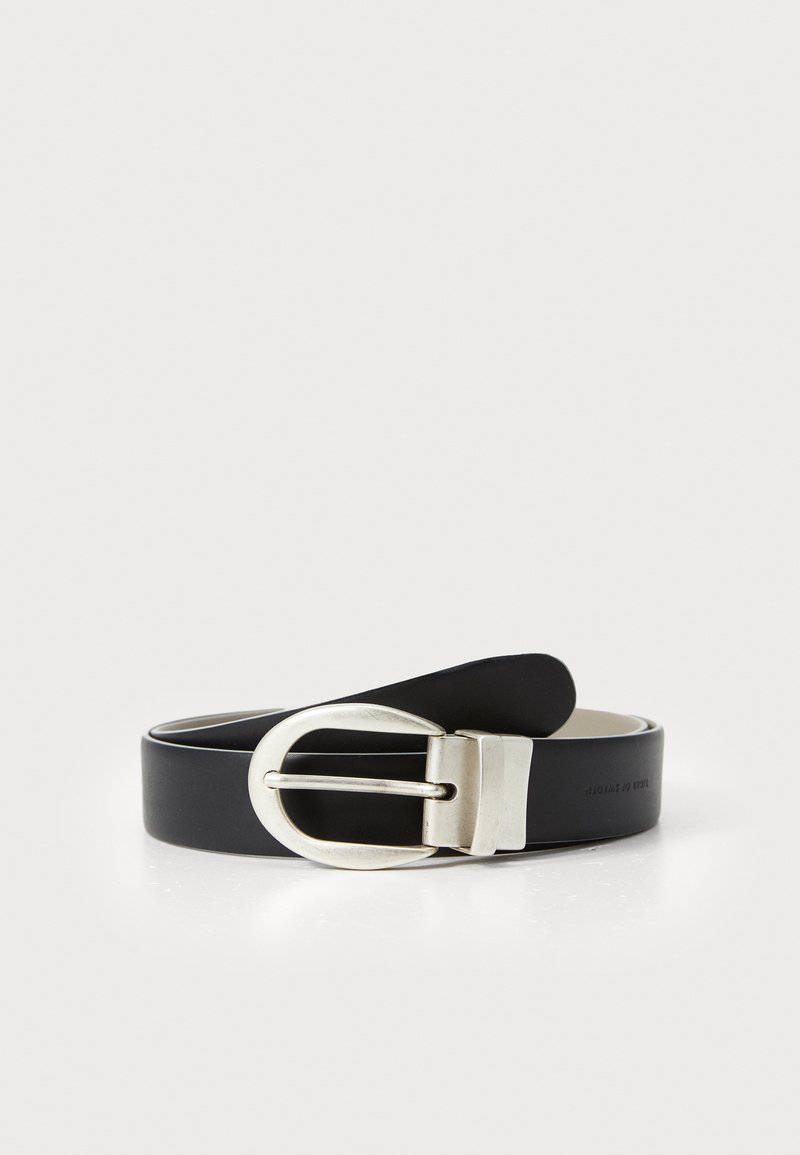 Black leather belt featuring a silver rectangular buckle, smooth texture, and flat design, suitable for various outfits.