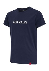 Mörkblå bomullströja med korta ärmar, med ordet "ASTRALIS" i vit text över bröstet och en liten röd logotags längst ner.