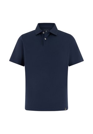 Marineblauw polohemd met korte mouwen, twee witte knopen en een klein logolabel aan de onderzoom aan de rechterkant.