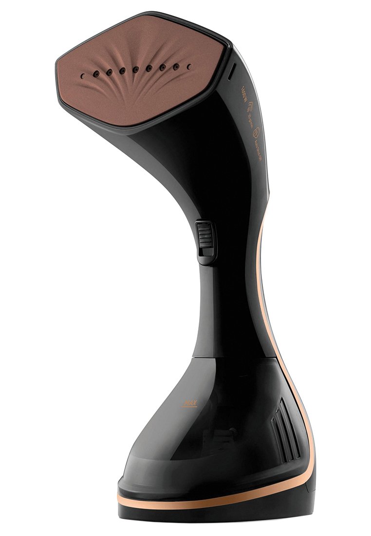 Défroisseur à main noir en tissu avec une plaque chauffante en bronze, design ergonomique et sortie de vapeur texturée. Comprend un interrupteur latéral pour l'utilisation.