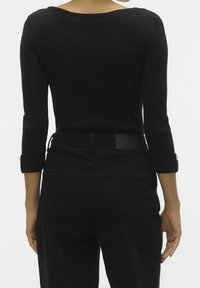 Vero Moda Sweter