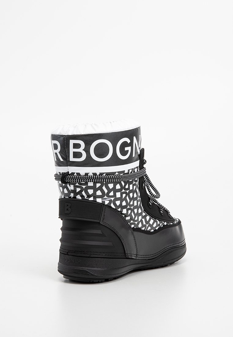 Schwarz-weißer Schneestiefel mit geometrischem Muster, Gummisohle und isoliertem Schaft. Verfügt über eine Kordelzug und Logodetails am Schaft.