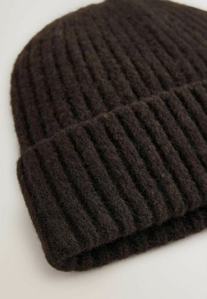 Brown knitted beanie hat made of wool, featuring a ribbed texture and folded cuff. The material appears soft and fuzzy.