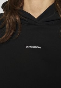 Calvin Klein Jeans MICRO BRANDING  - Jersey con capucha - black