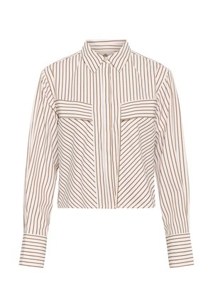 Biała koszula z długim rękawem w brązowe pionowe paski, z kieszeniami na piersi zapinanymi na klapę, mankietami na guziki i spiczastym kołnierzykiem, wyłożona na płasko.