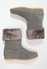 KMB Botas para la nieve - light grey
