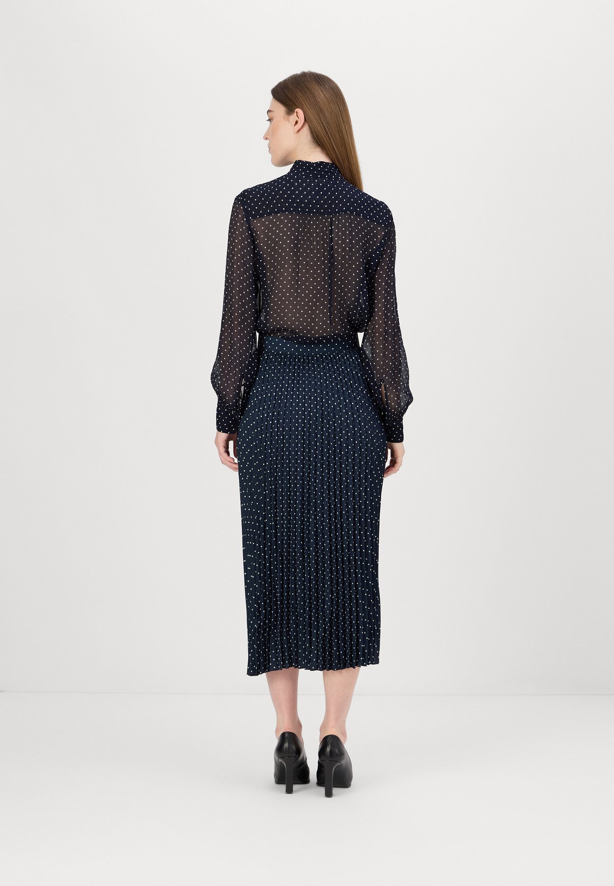 PLEATED SKIRT