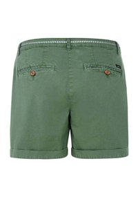 Groene katoenen shorts met een soepele textuur, voorzien van twee achterzakken met knoopsluitingen en een gestreepte tailleband.