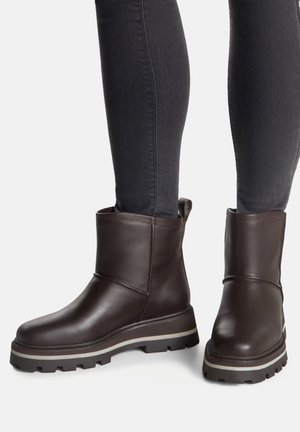 Cizme de iarnă - dark brown