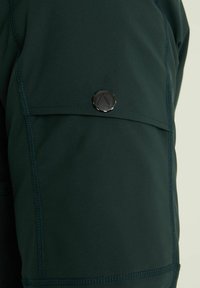 CHASIN' Vinterjacka - dark green