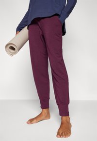 Athleta COASTER LUXE JOGGER Tracksuit bottoms spiced