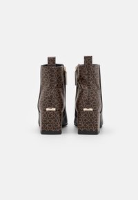Calvin Klein Botines bajos - black