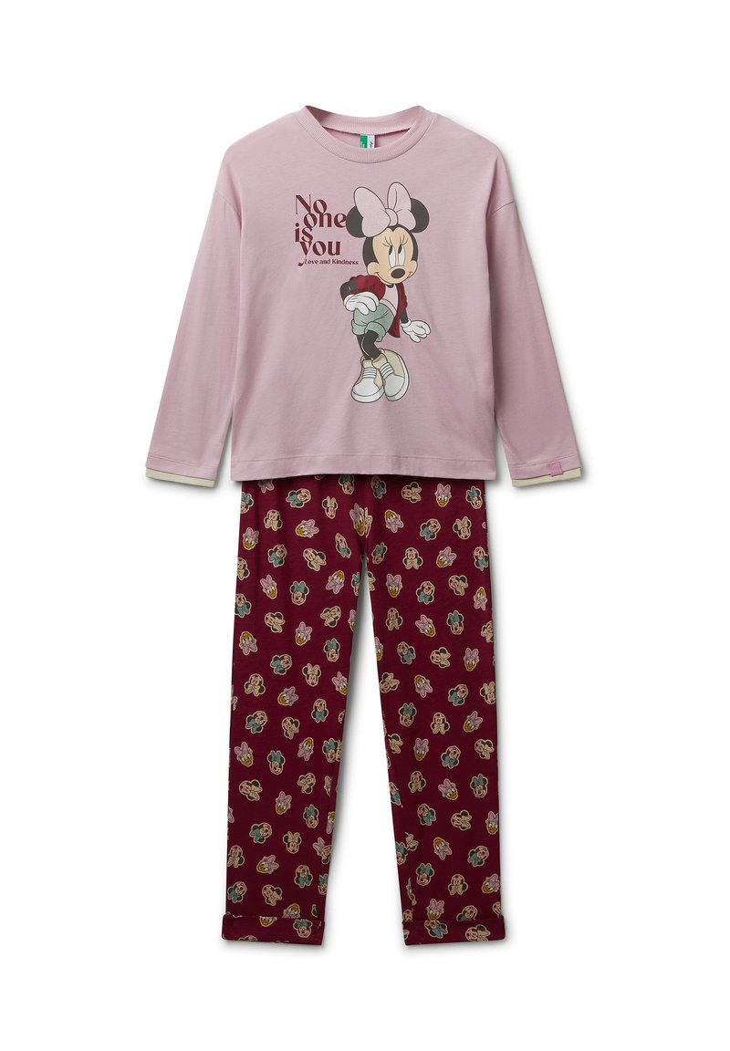 Maglietta da notte rosa a maniche lunghe con grafica di Minnie Mouse e slogan; abbinata a pantaloni bordeaux con un motivo ripetuto di Minnie Mouse.