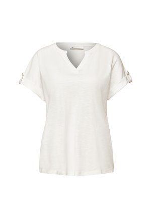 Witte blouse met korte mouwen, een inkeping in de halslijn en met knoopsluitingen op de mouwtabbladen, afgebeeld tegen een effen achtergrond.