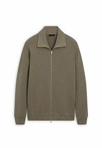 Olijfgroene trui met ritssluiting, hoge kraag, geribbelde manchetten en zoom. Gemaakt van zacht materiaal, met een minimalistisch ontwerp en zonder patronen.