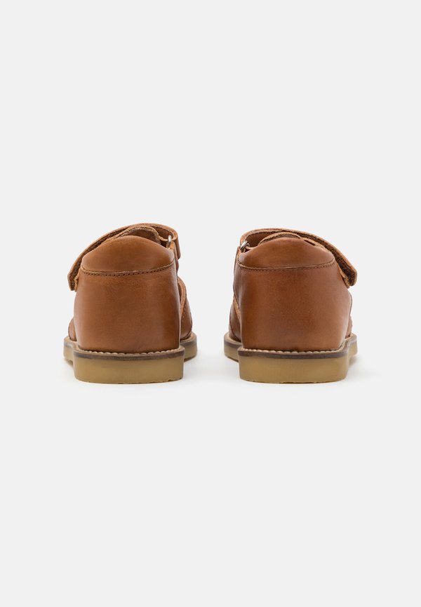 CLASSIC UNISEX – Riemchenballerina – cognac