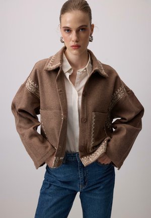 NAKIŞLI KAŞE KISA - Suvejakk - brown