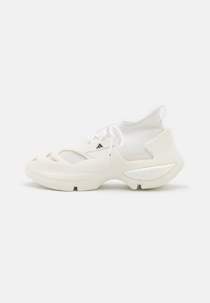 ADIDAS BY STELLA MCCARTNEY SPORTSWEAR SHOE - Neutrala löparskor - footwear white/core black